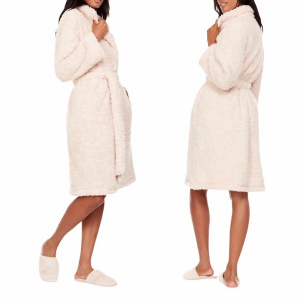 NWT Flora Nikrooz Plush Fluffy Cream Tie Waist Robe Size L/XL